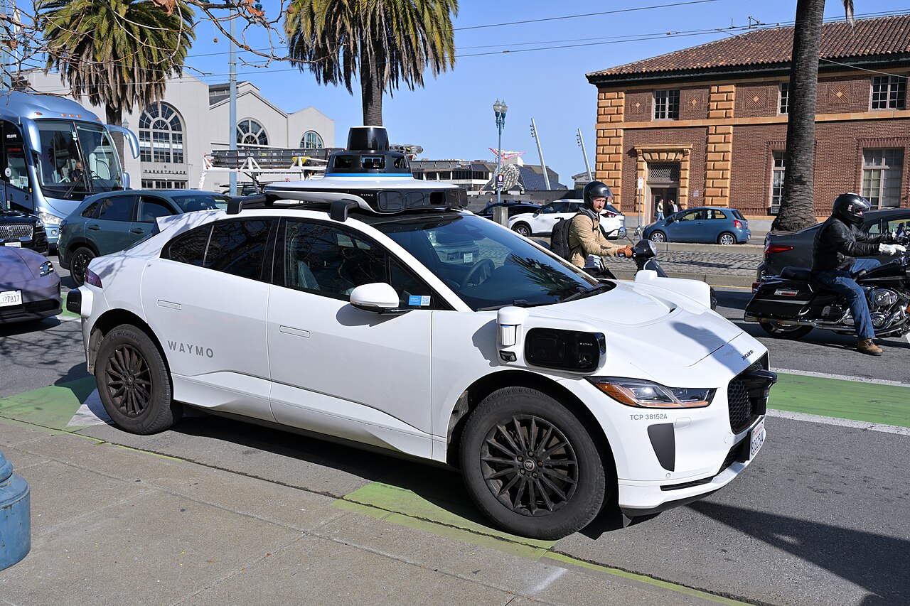 California SB 1246: Robotaxi Fines for Blocking Responders
