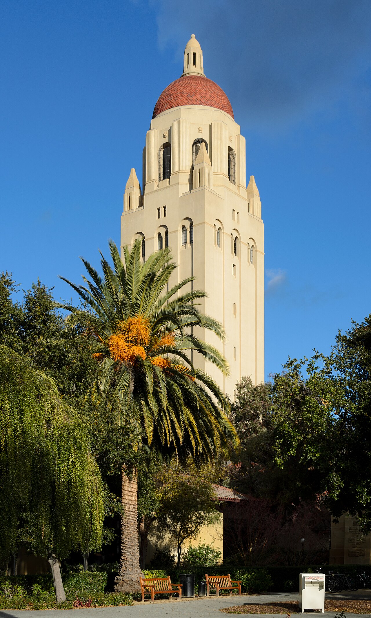 Hoover Tower at Stanford University, home of Stanford HAI, under a blue sky