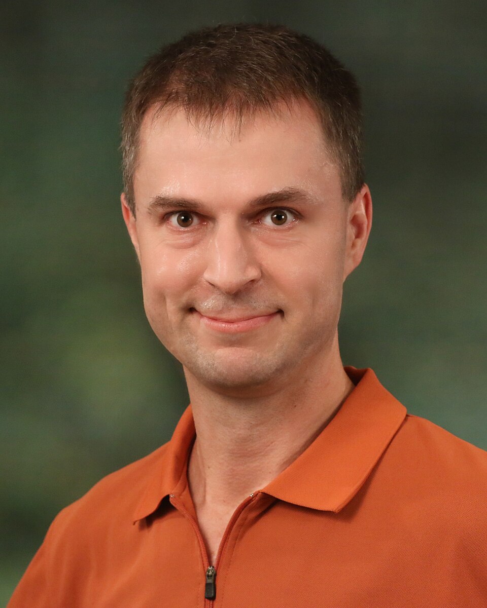 Portrait of Daniel Stenberg, founder and lead developer of curl